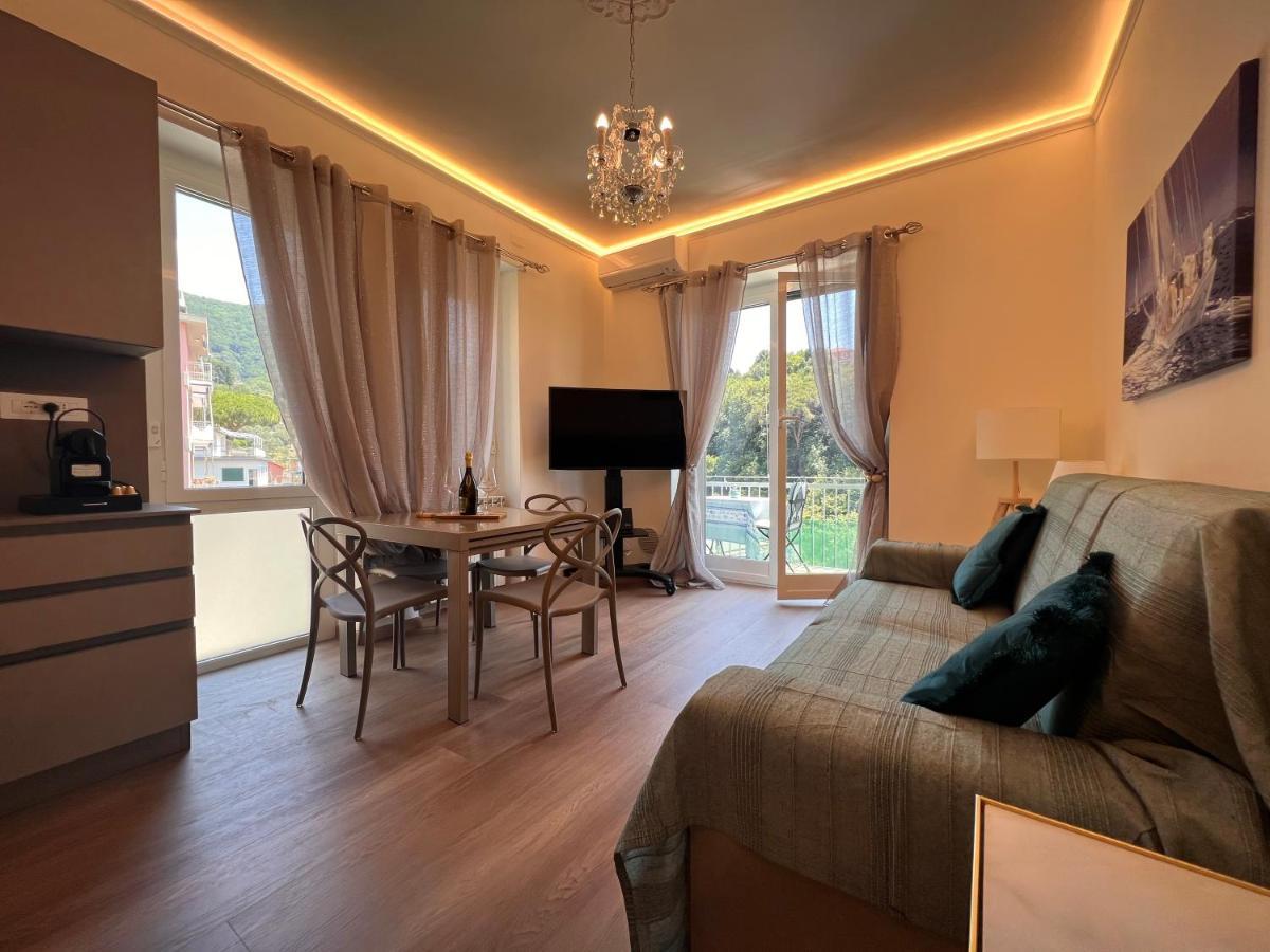 Val Di Sole 19-Iii Piano- Vista Mare- Vista Collina-Wifi 100Mg-Aria Condizionata In Tutte Le Stanze -L'Appartamento E' Stato Completamente Rinnovato Nel 2023 Rapallo Exterior photo