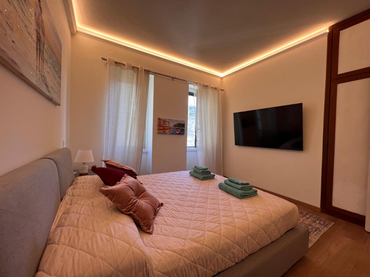 Val Di Sole 19-Iii Piano- Vista Mare- Vista Collina-Wifi 100Mg-Aria Condizionata In Tutte Le Stanze -L'Appartamento E' Stato Completamente Rinnovato Nel 2023 Rapallo Exterior photo